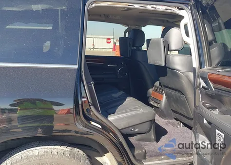 2018 Lexus Lx 570 Three-Row z USA, uszkodzony, nr VIN JTJHY7AX4J4264023